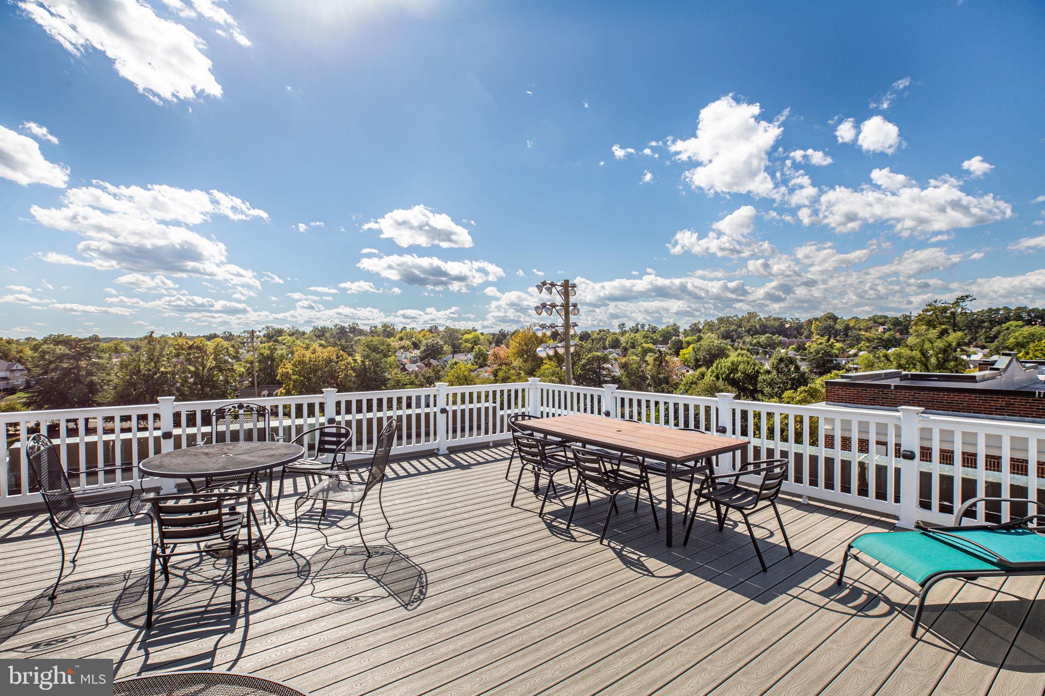 MAURY COMMONS CONDOMINIUM - Residential