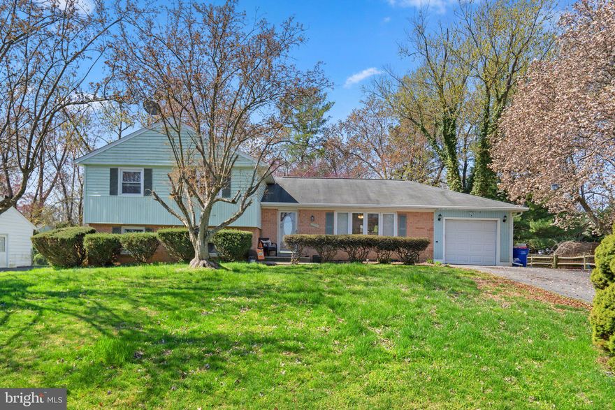 Welcome to this lovely split level with a nice level fenced yard, four bedrooms; two and half bath; lower level recreation room and finished basement in beautiful Olney Mill!!   The seller would like to find a buyer (for tax reasons) that can settle in January, but can also move in now and pay rent through December. There are two pools in the area and playgrounds and parks all around the neighborhood.  This home is priced to move!!