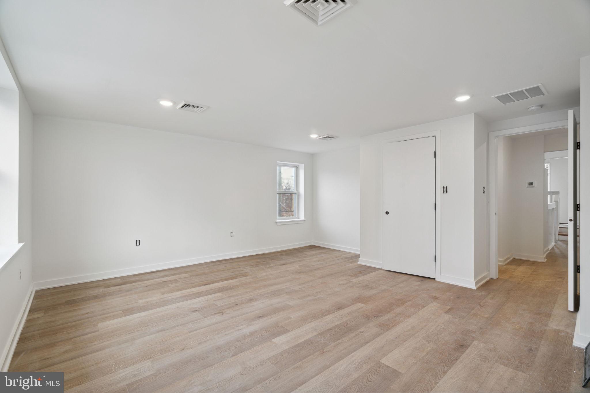 FISHTOWN - Residential Lease