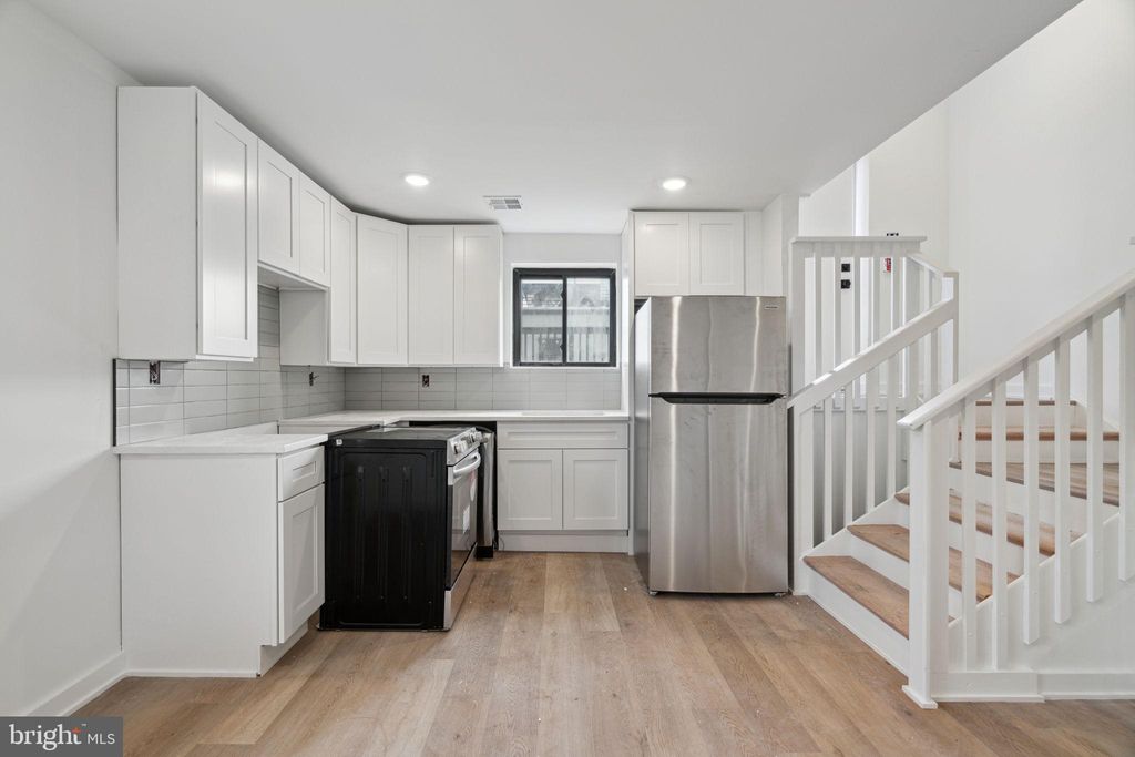 Photo of 1873 Frankford Ave #3F, PHILADELPHIA, PA 19125 (MLS # PAPH2551538)