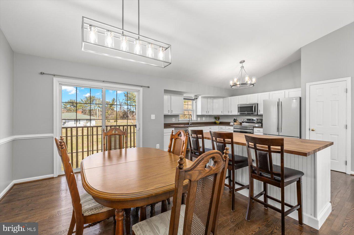 STRATFORD PLACE - Residential