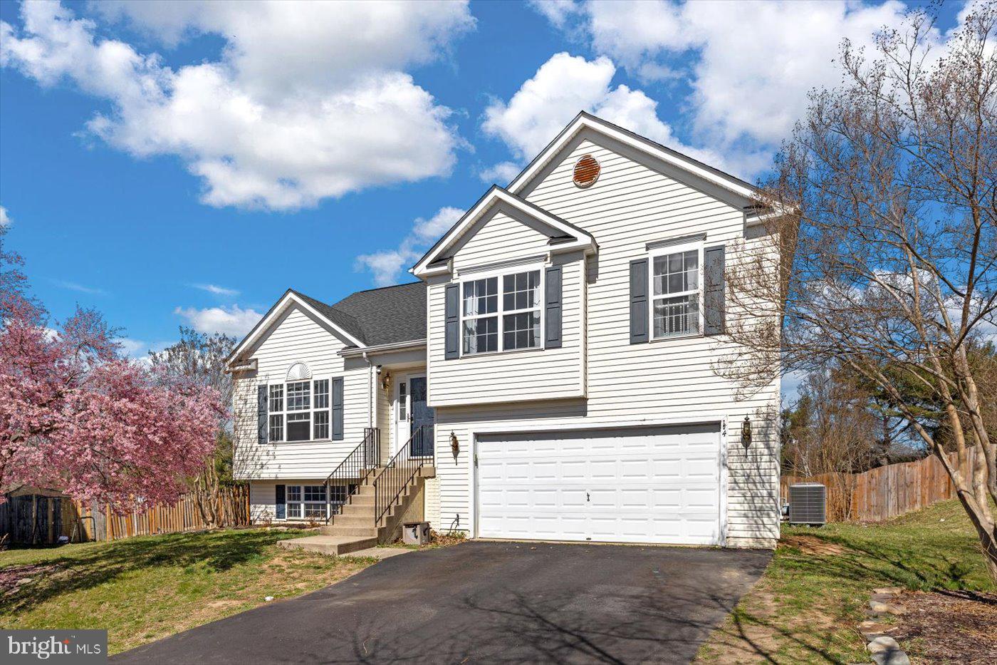 STRATFORD PLACE - Residential