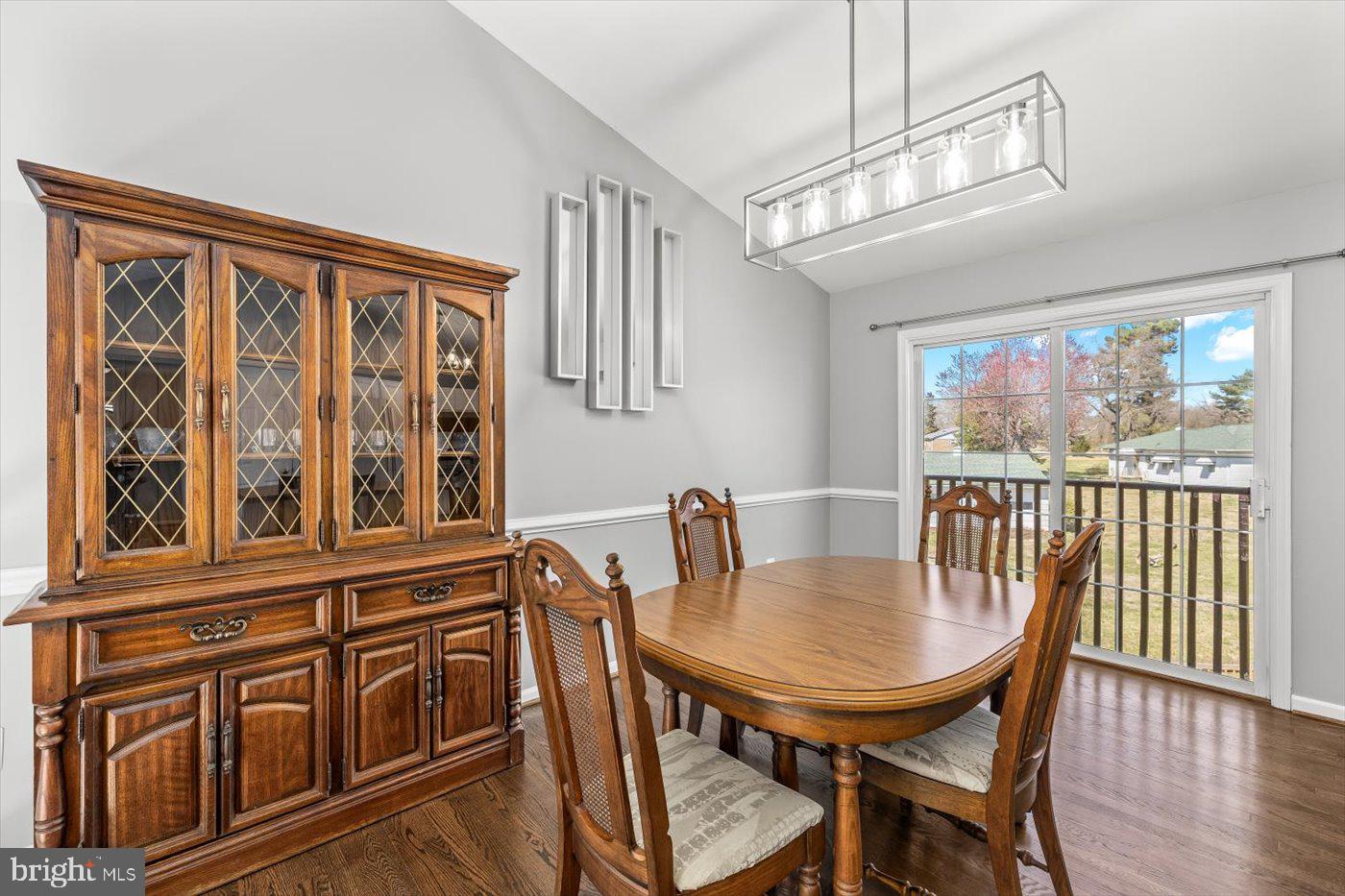 STRATFORD PLACE - Residential