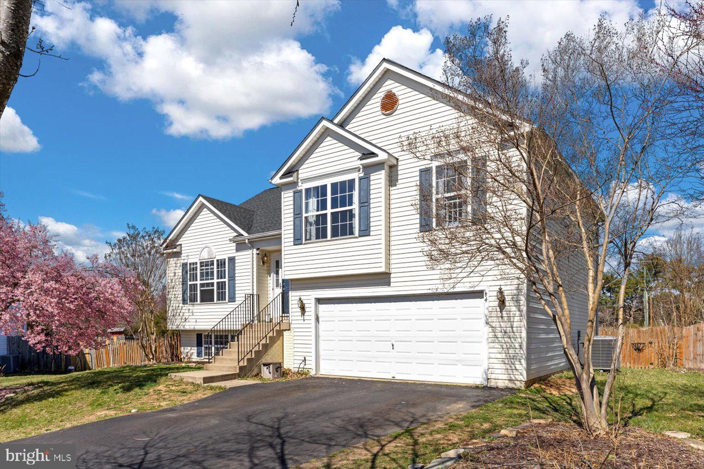 STRATFORD PLACE - Residential