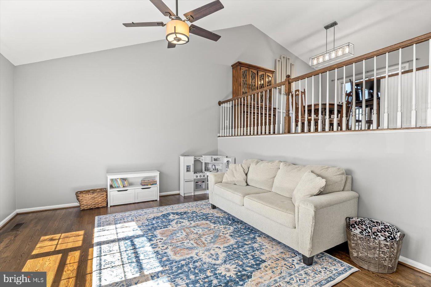 STRATFORD PLACE - Residential