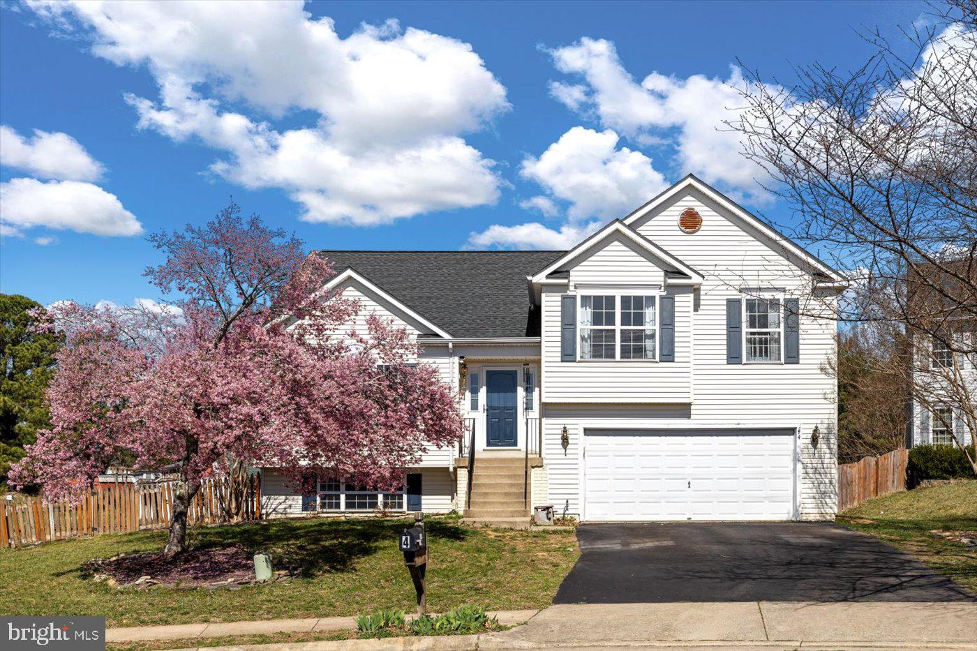 STRATFORD PLACE - Residential