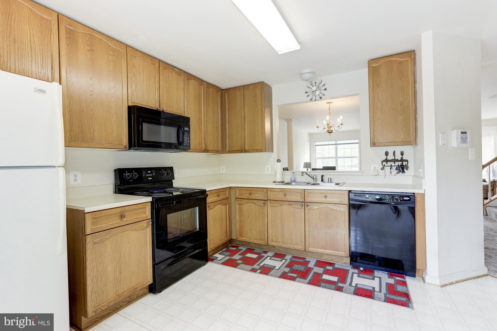 KINGS CREST AT SALEM STATION - Residential