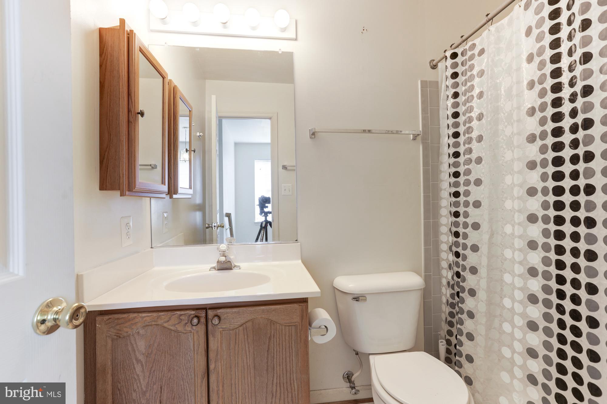 KINGS CREST AT SALEM STATION - Residential