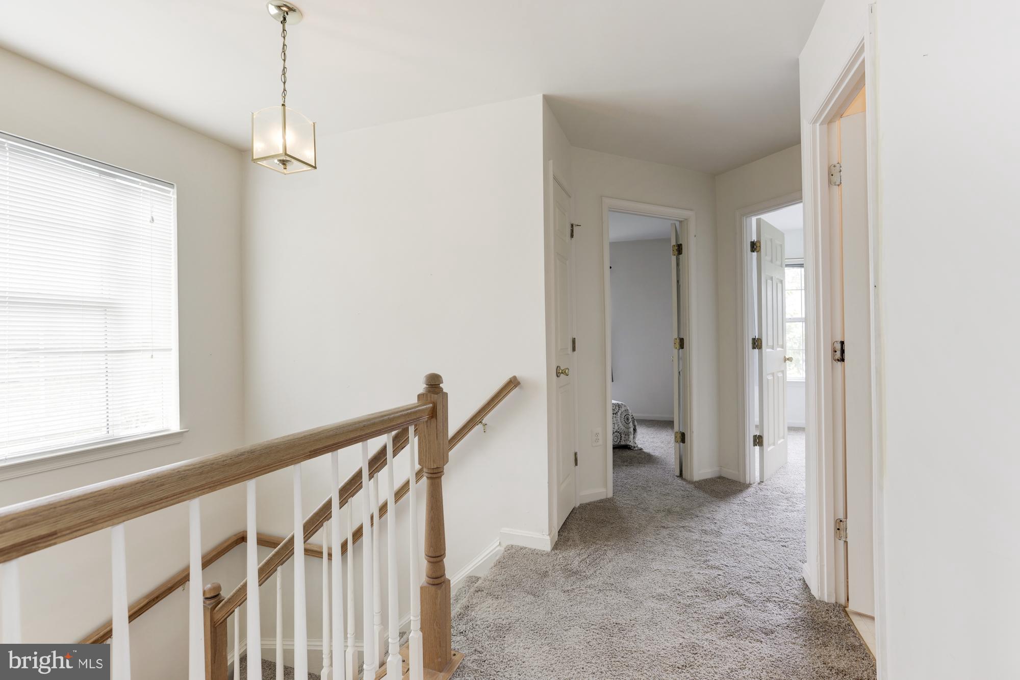 KINGS CREST AT SALEM STATION - Residential