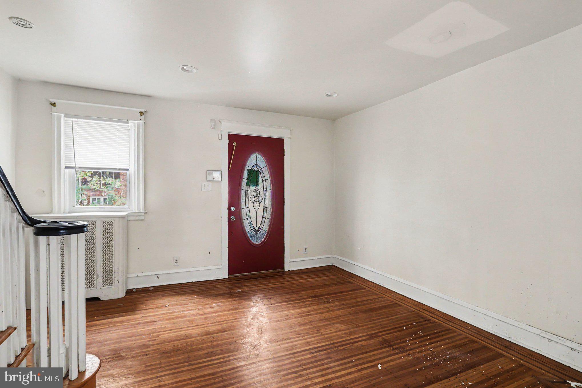 320 HUNTLEY ROAD