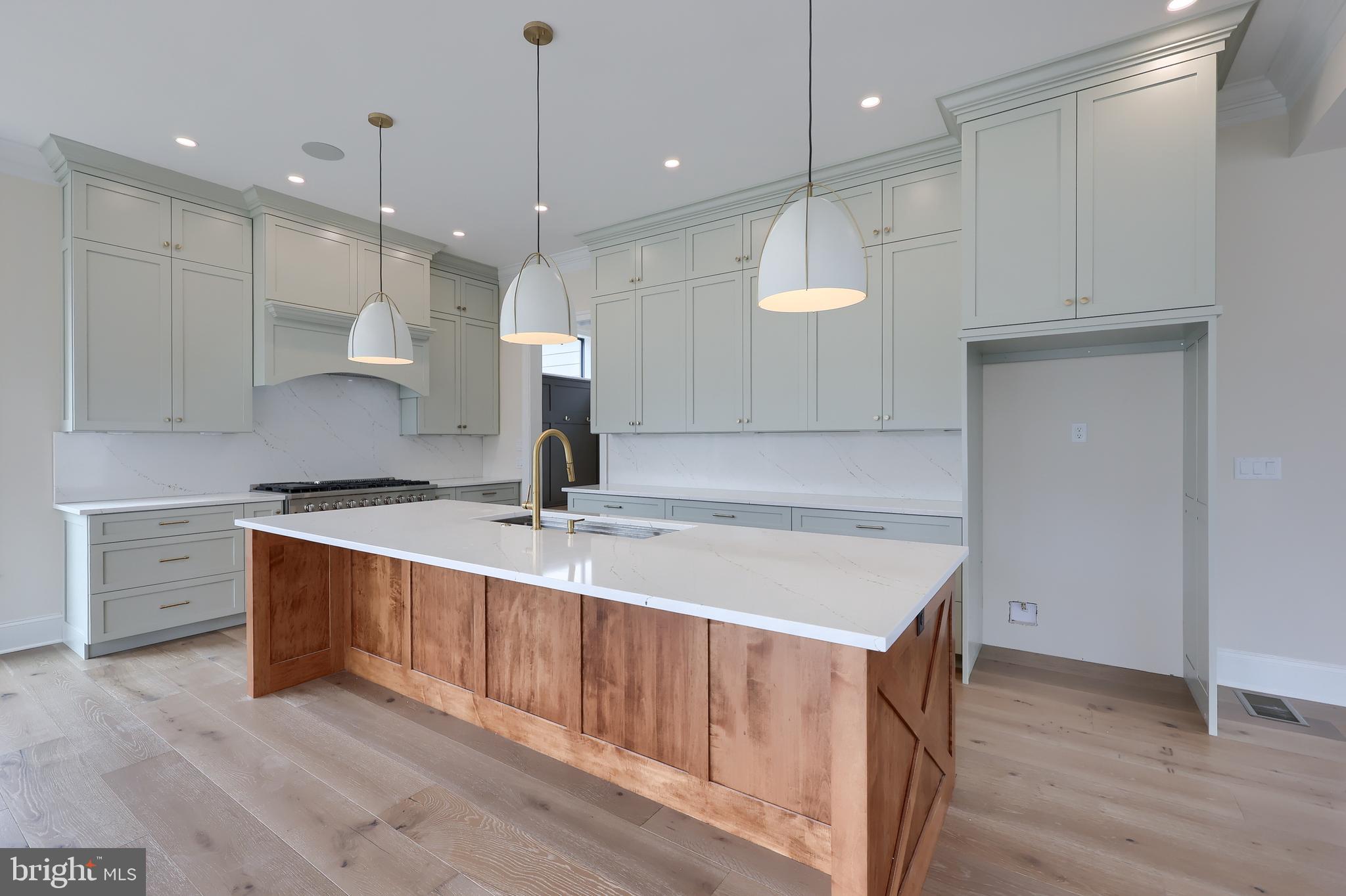 BROOKLAWN - Residential