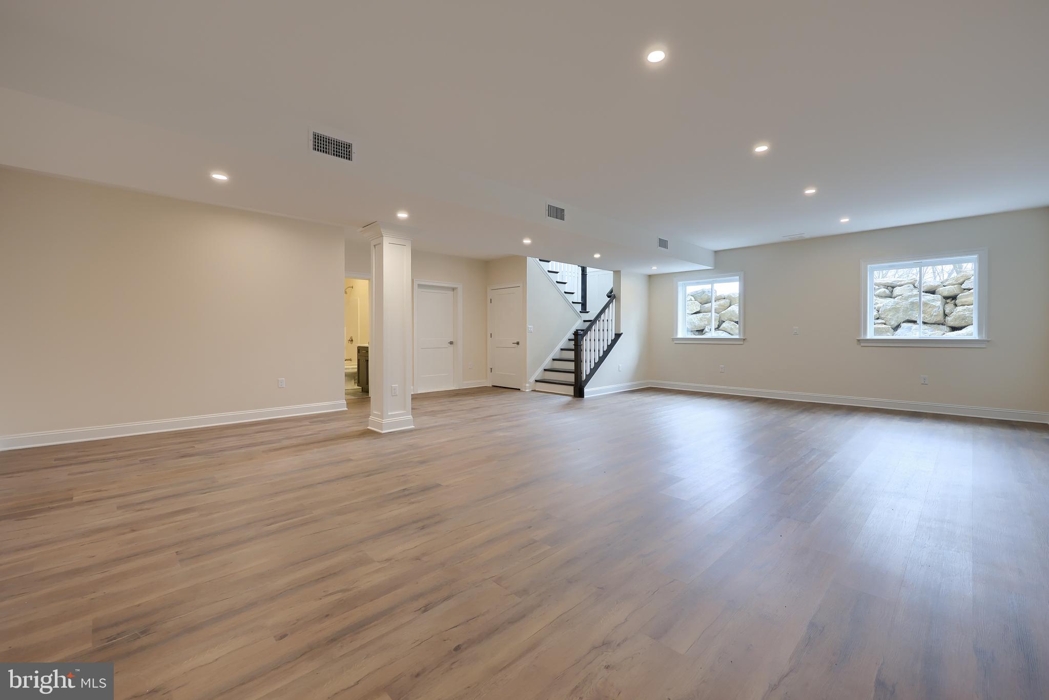 BROOKLAWN - Residential