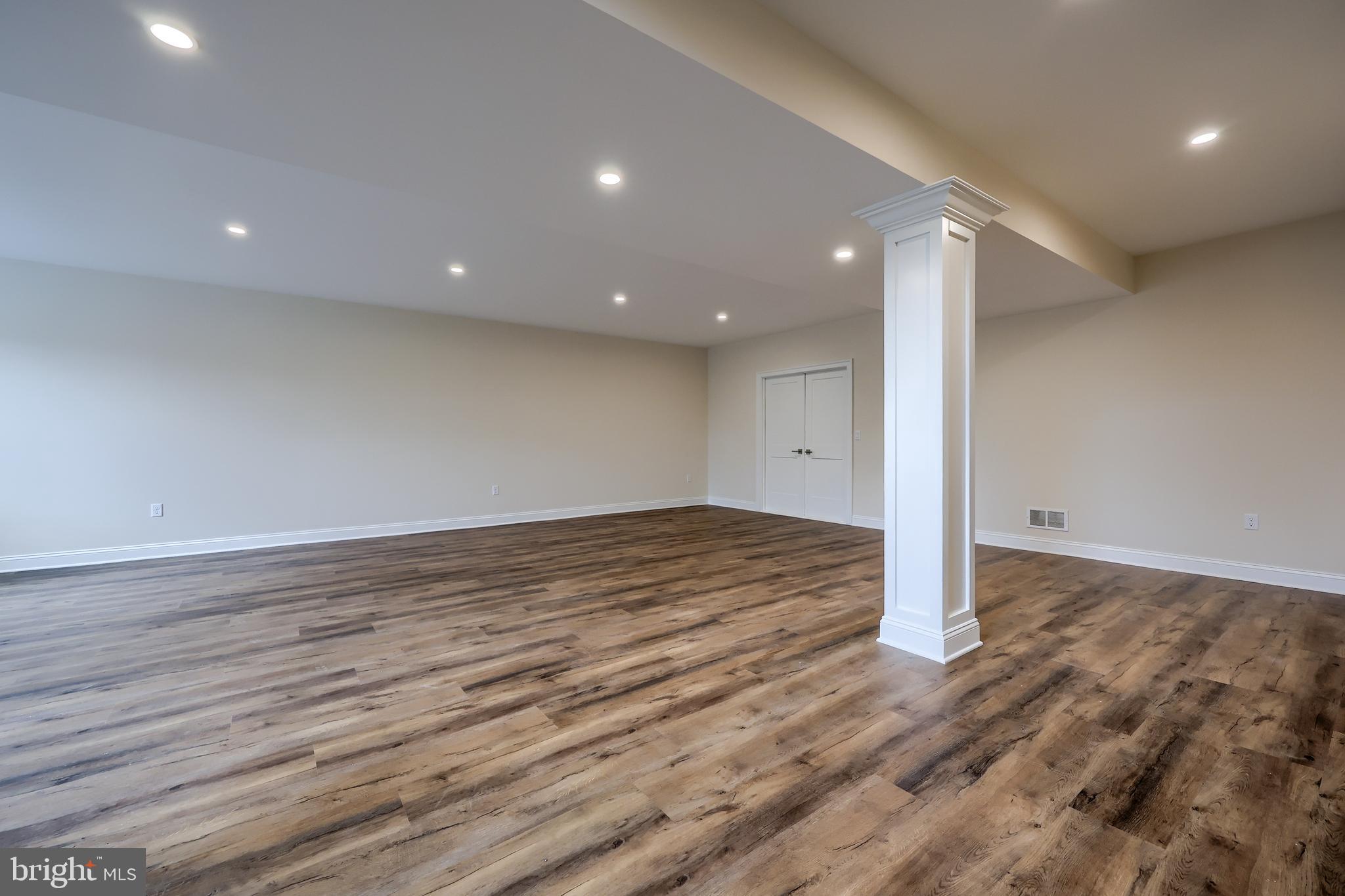 BROOKLAWN - Residential