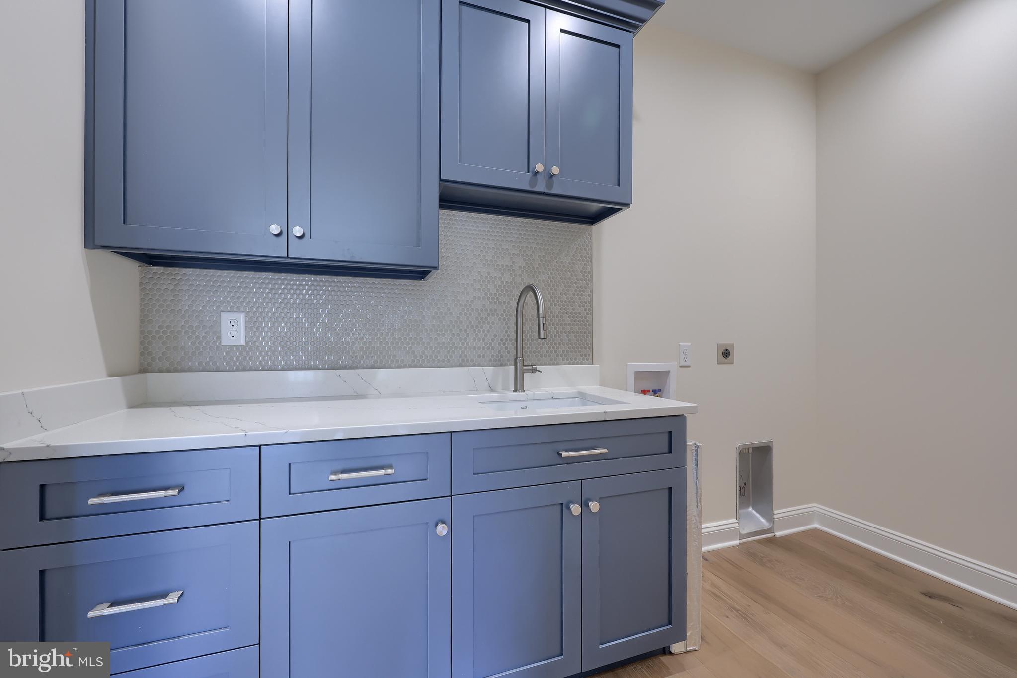 BROOKLAWN - Residential