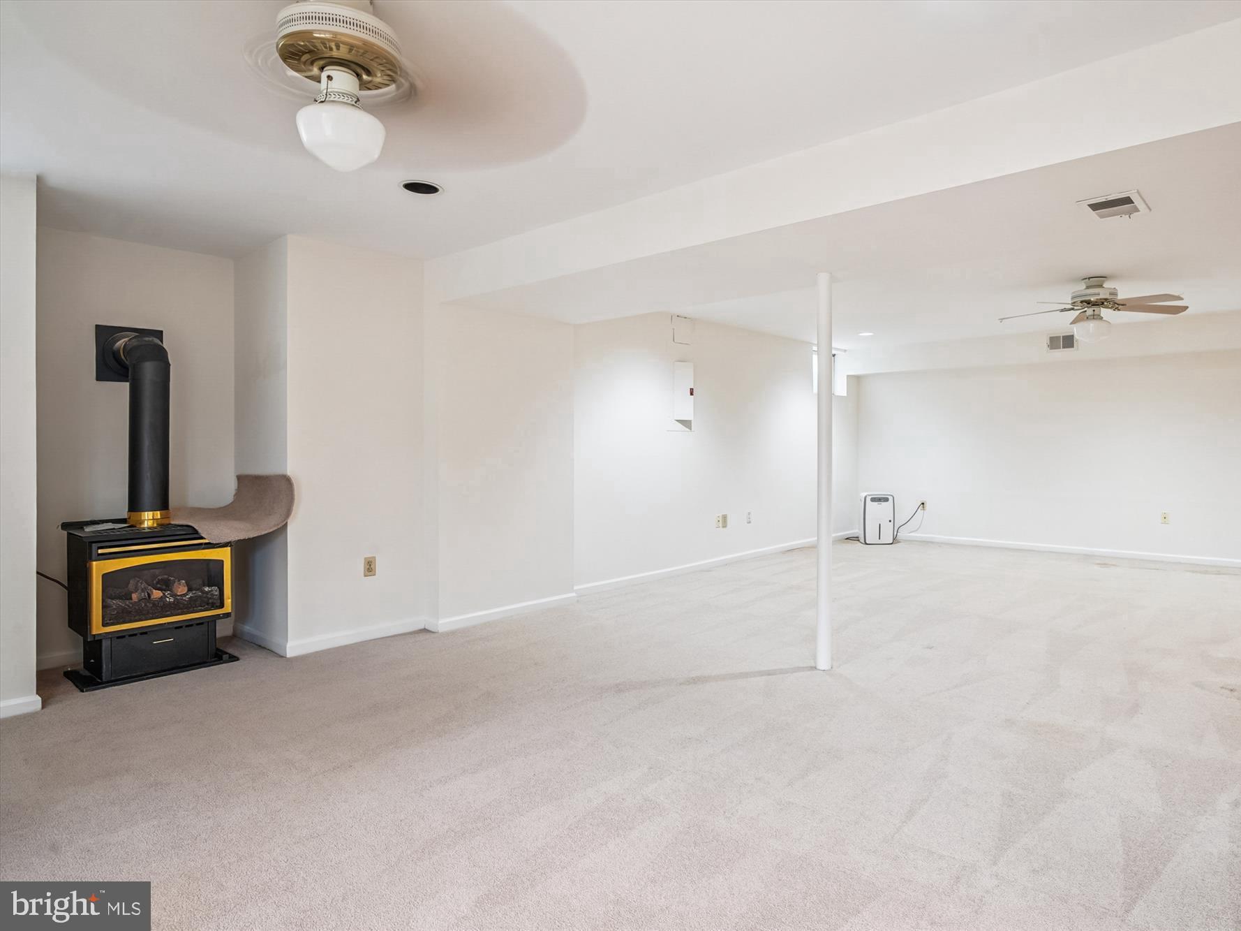 ANNAPOLIS COVE - Residential