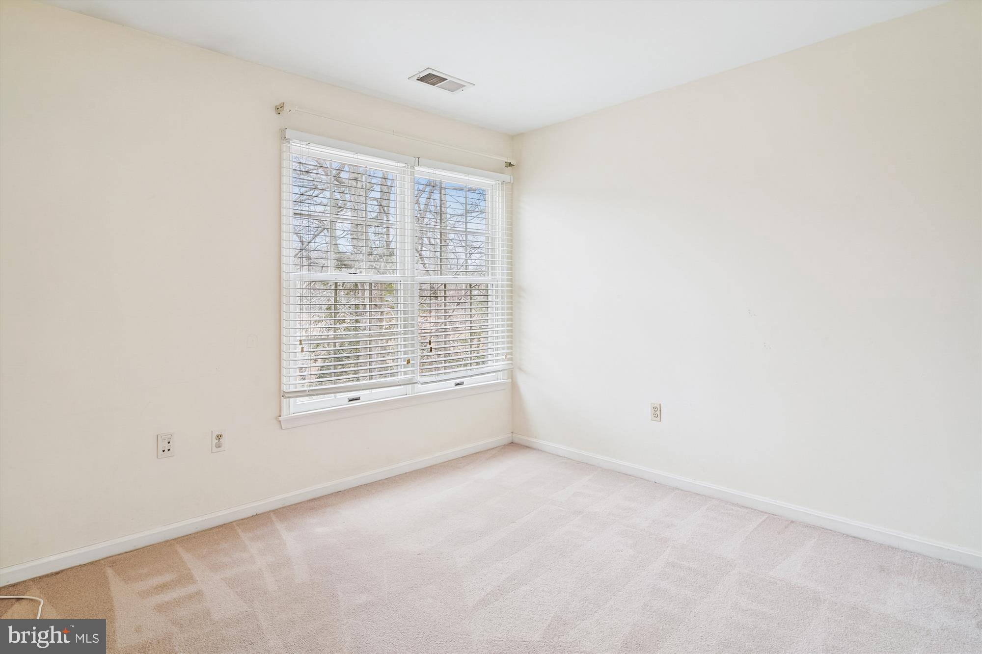 ANNAPOLIS COVE - Residential