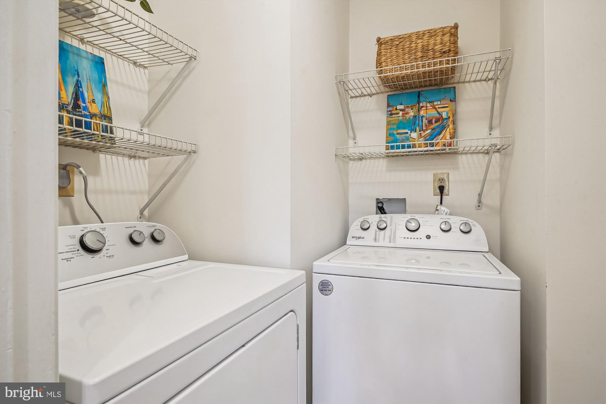 ANNAPOLIS COVE - Residential