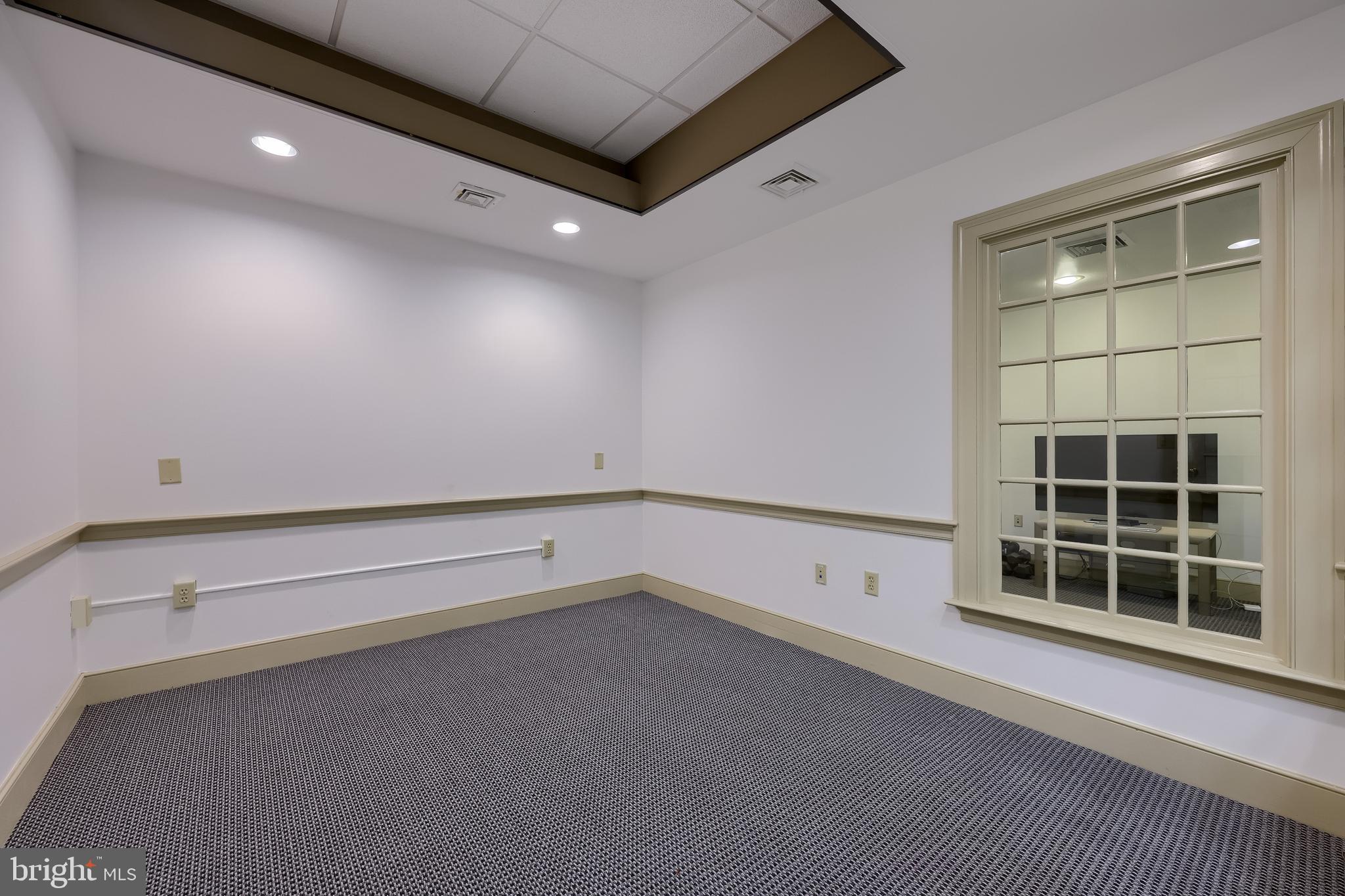 CENTRAL BUSINESS DISTRICT - Commercial Sale