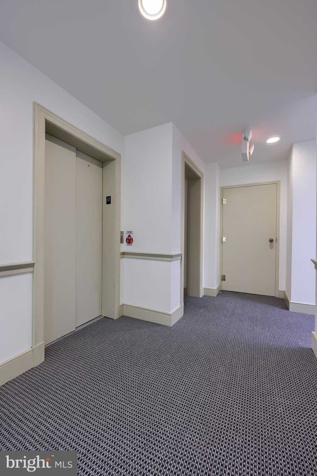 CENTRAL BUSINESS DISTRICT - Commercial Sale