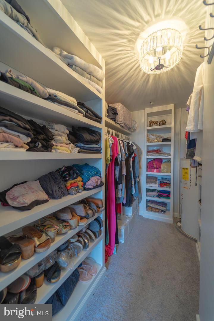 RENAISSANCE AT TYSONS - Residential