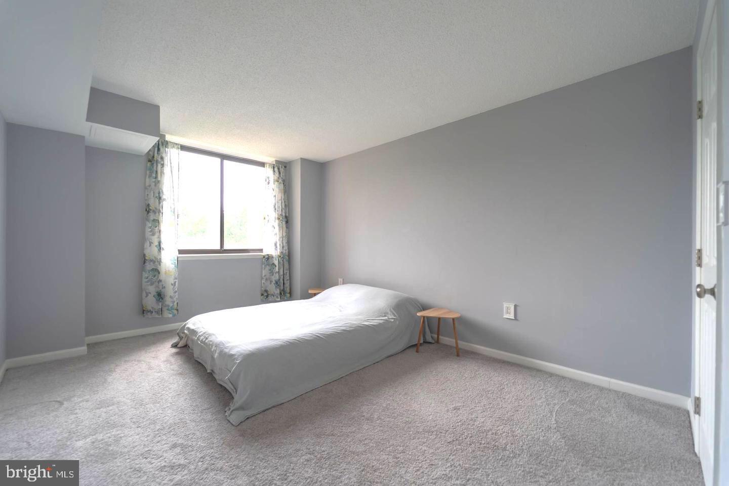 RENAISSANCE AT TYSONS - Residential