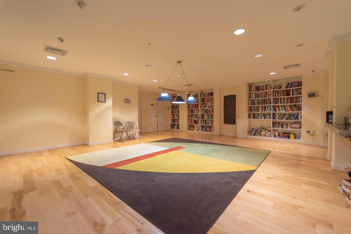 RENAISSANCE AT TYSONS - Residential