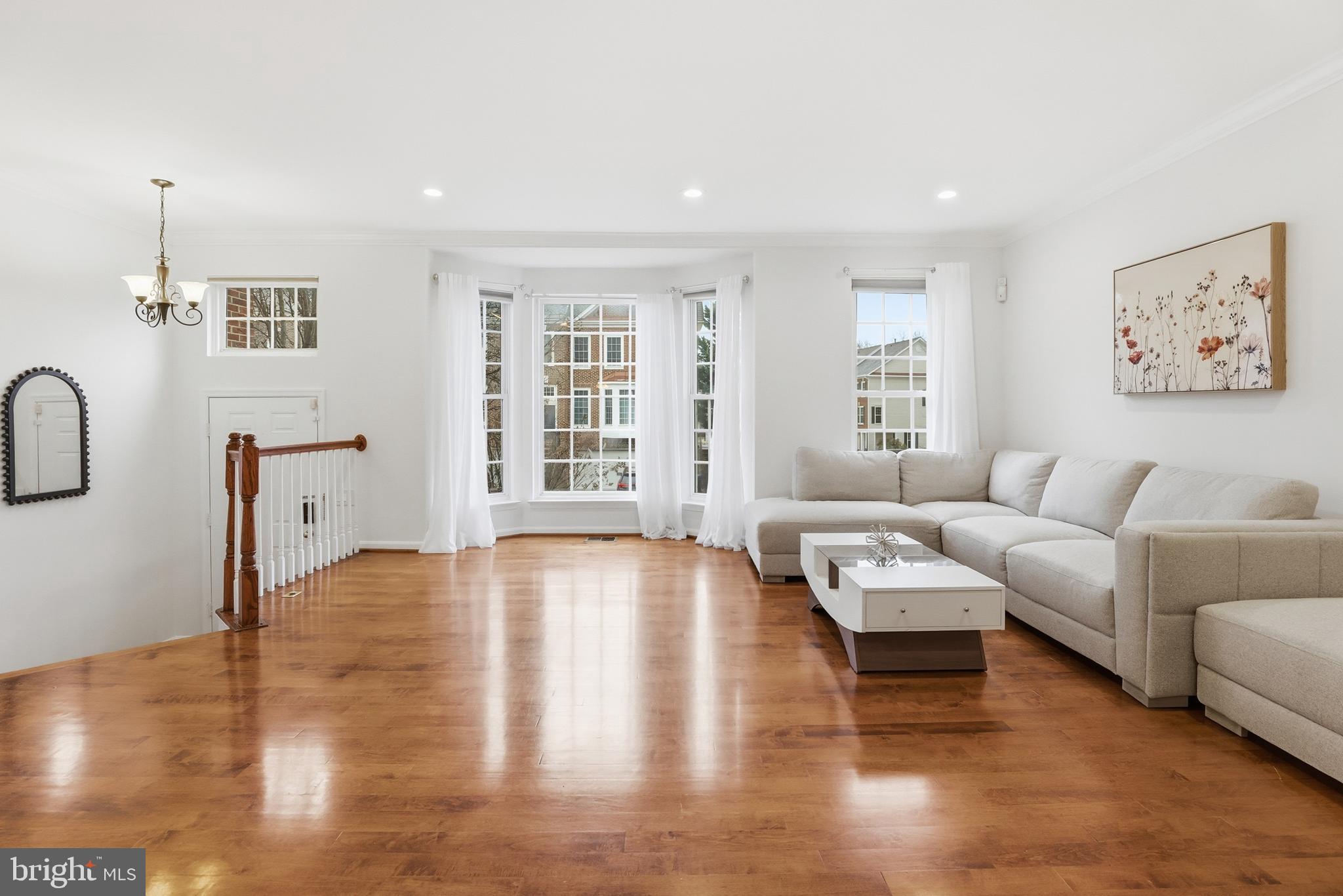 26073 NIMBLETON SQUARE