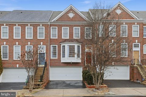 26073 NIMBLETON SQUARE CHANTILLY VA 20152