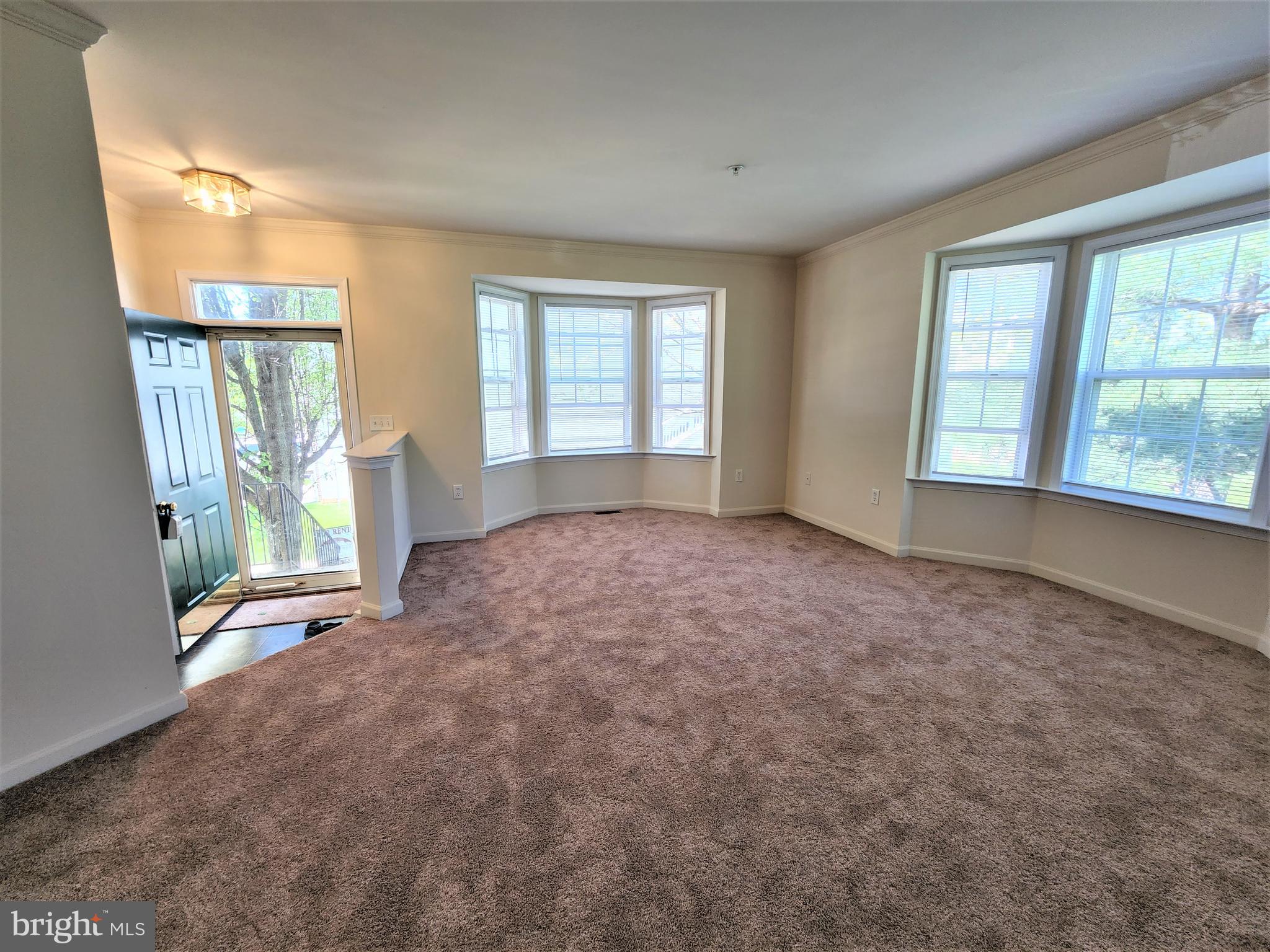 WHISPERING RIDGE - Residential Lease