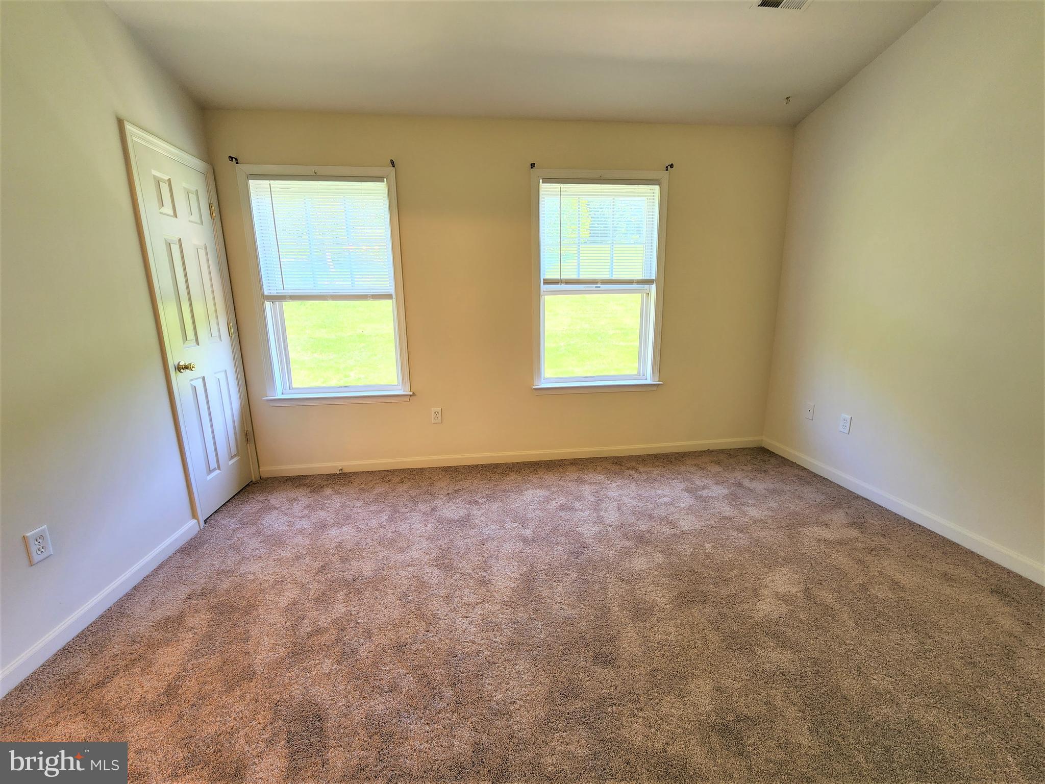 WHISPERING RIDGE - Residential Lease