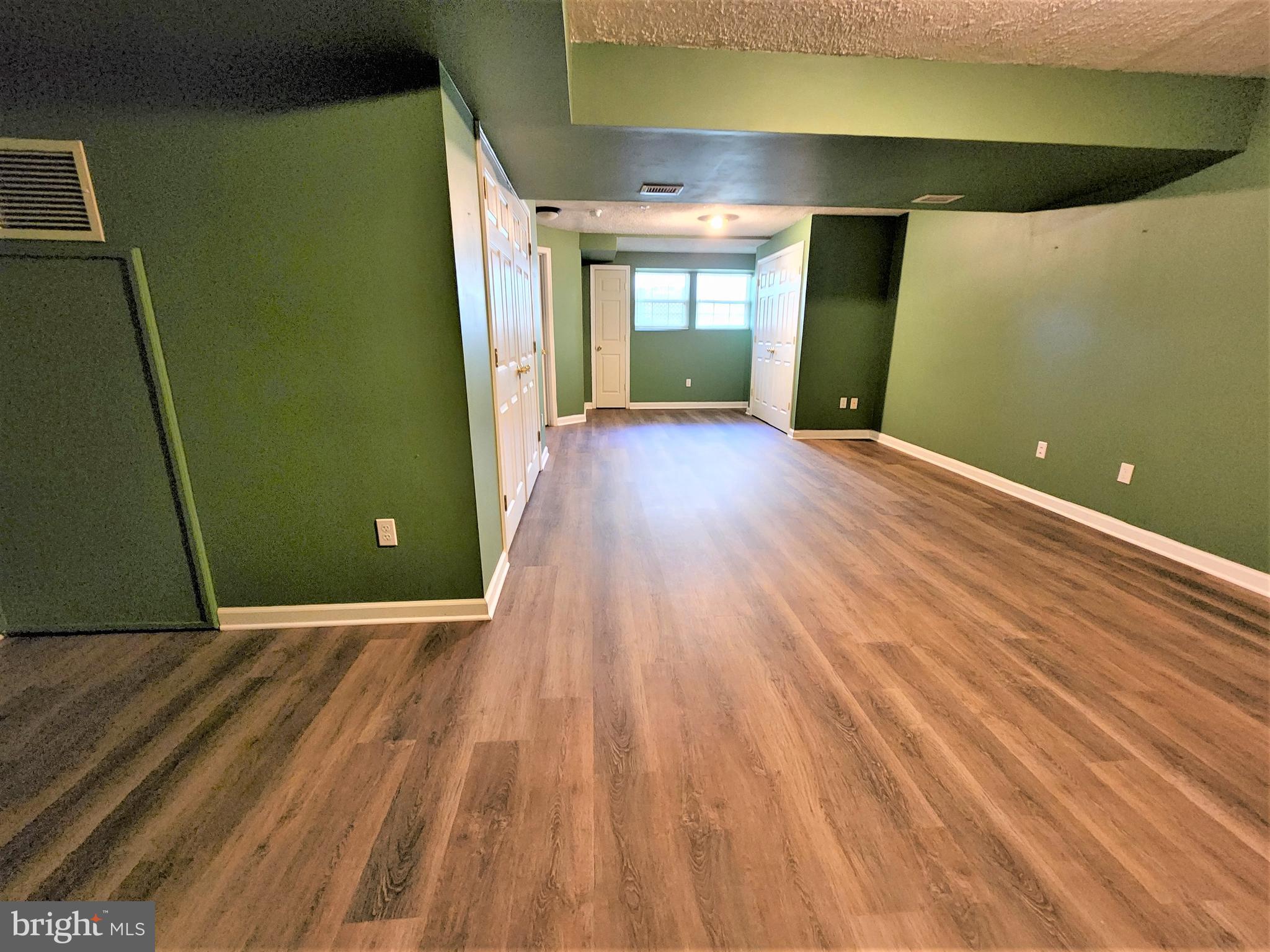 WHISPERING RIDGE - Residential Lease