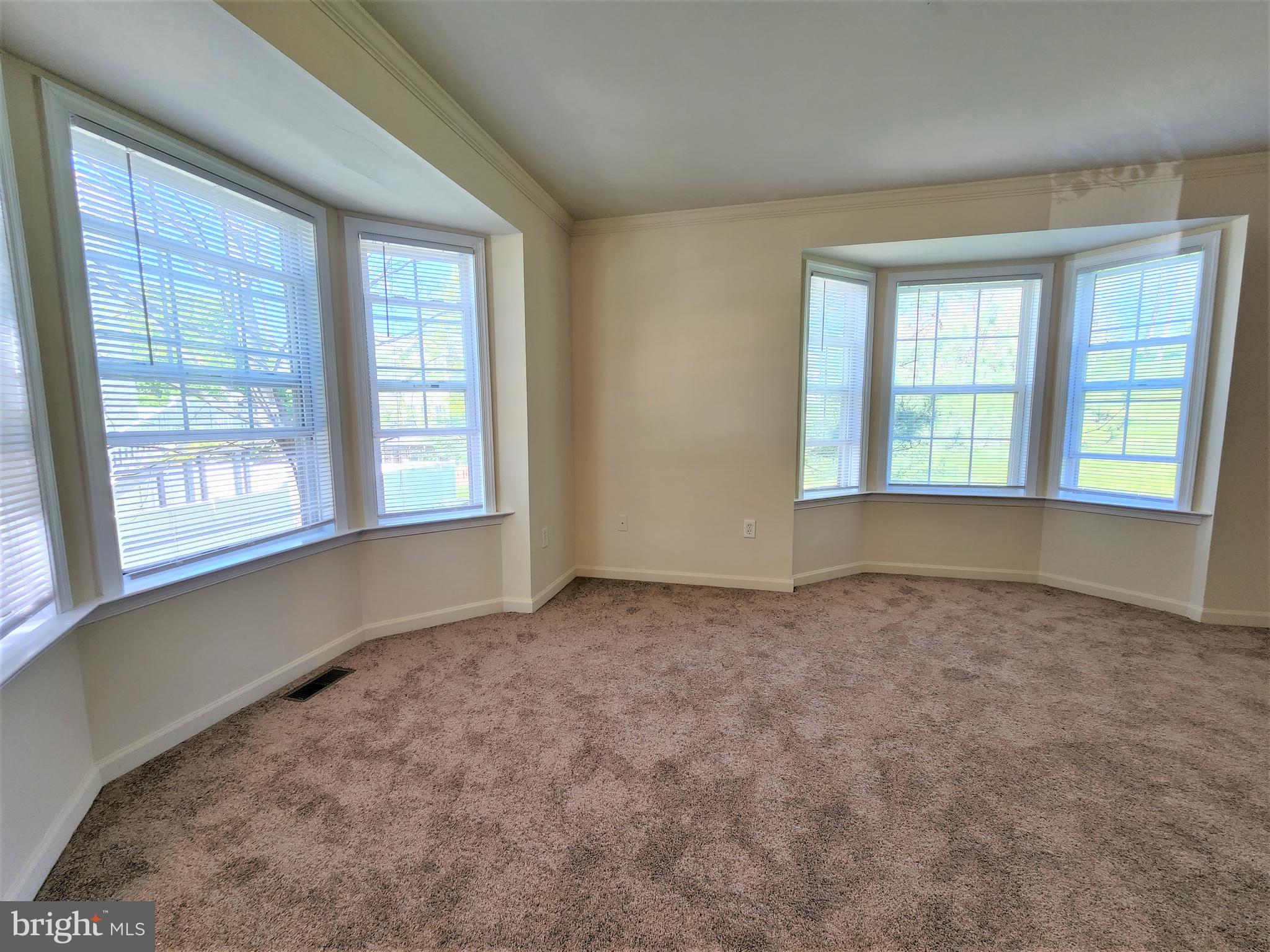 WHISPERING RIDGE - Residential Lease