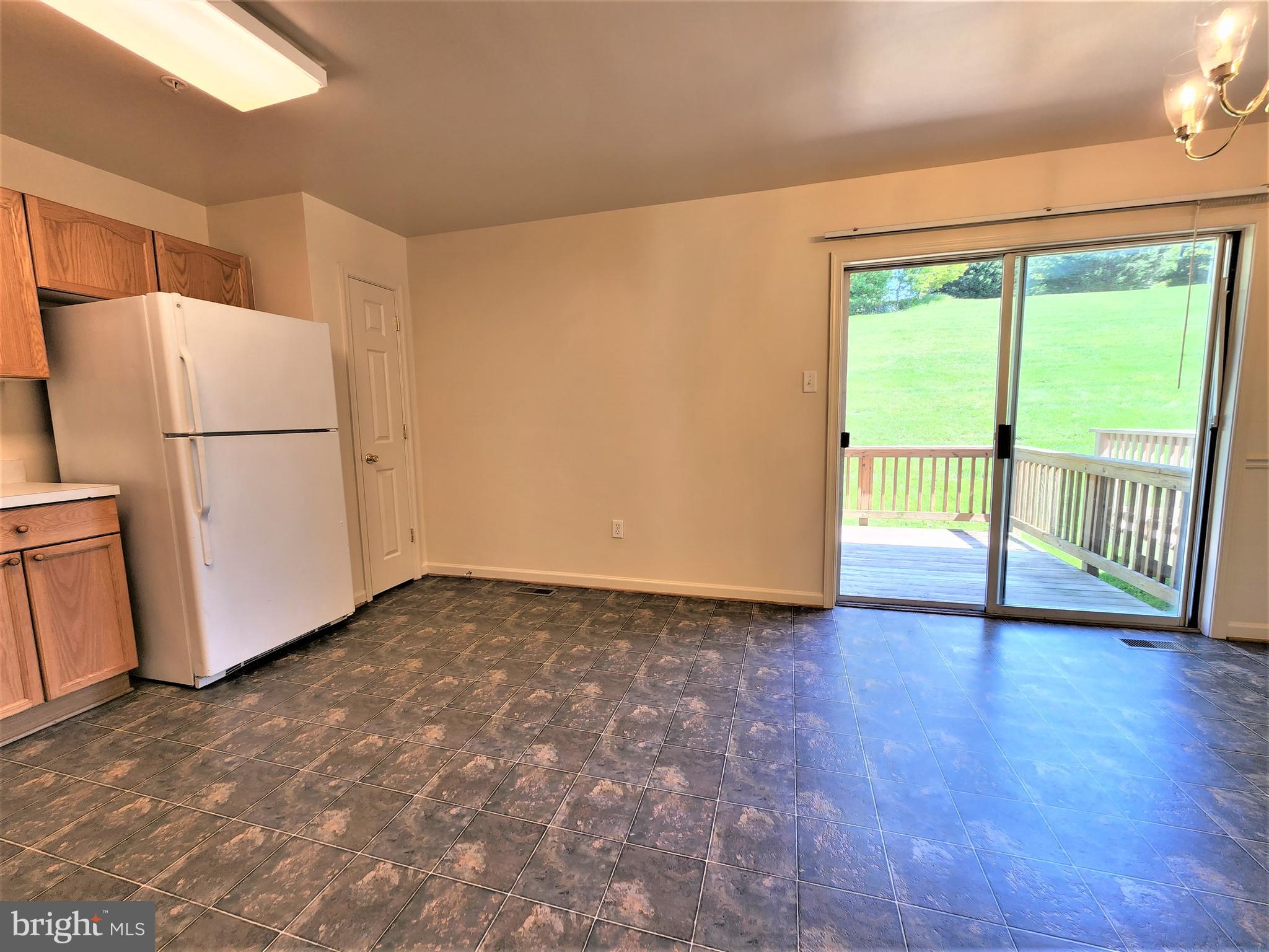 WHISPERING RIDGE - Residential Lease