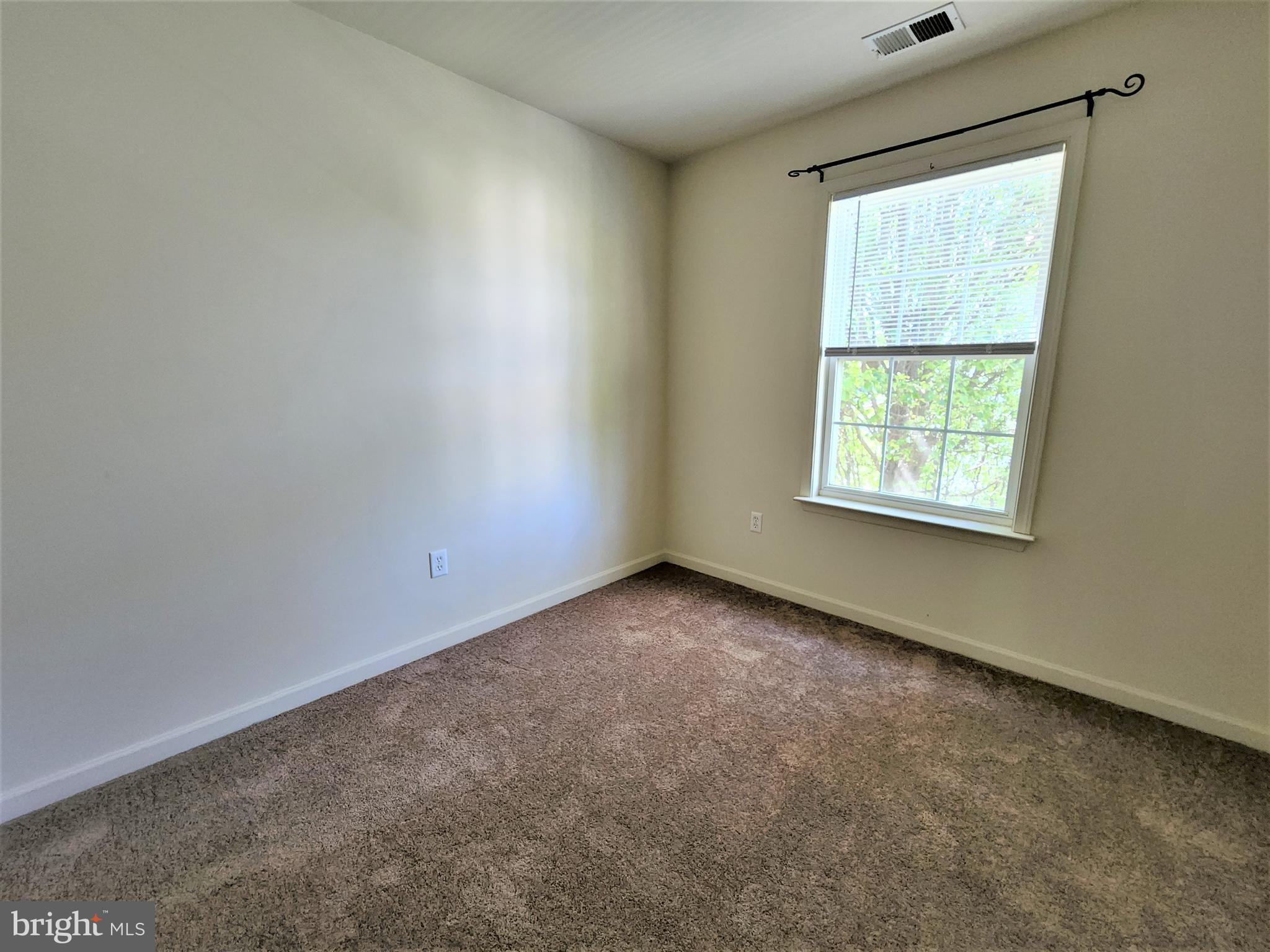 WHISPERING RIDGE - Residential Lease