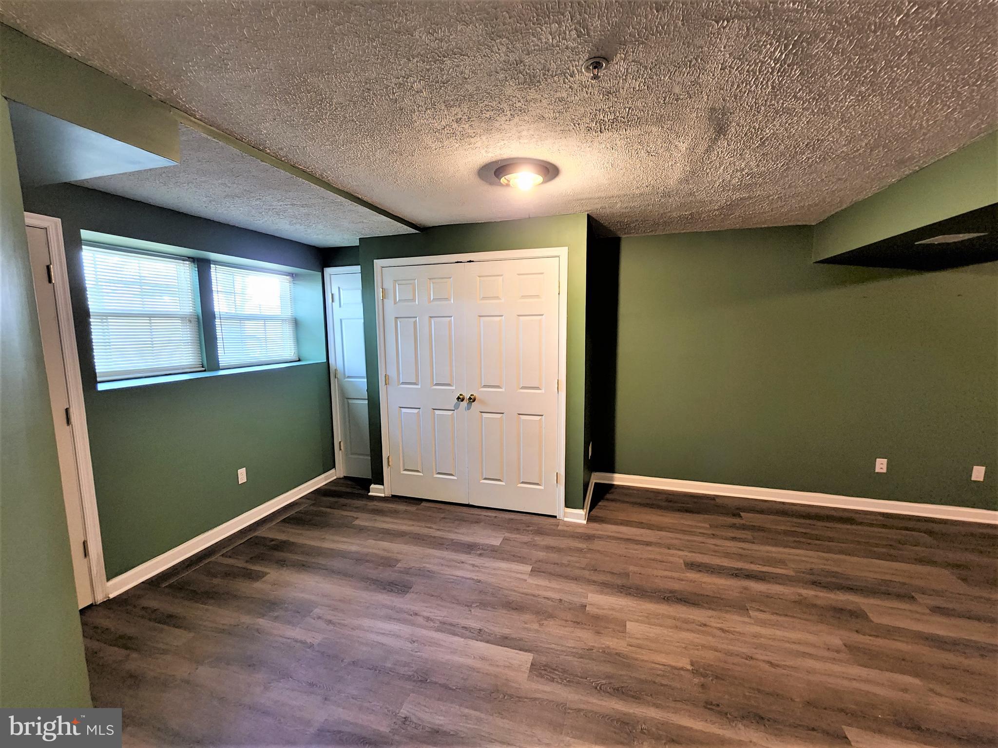 WHISPERING RIDGE - Residential Lease