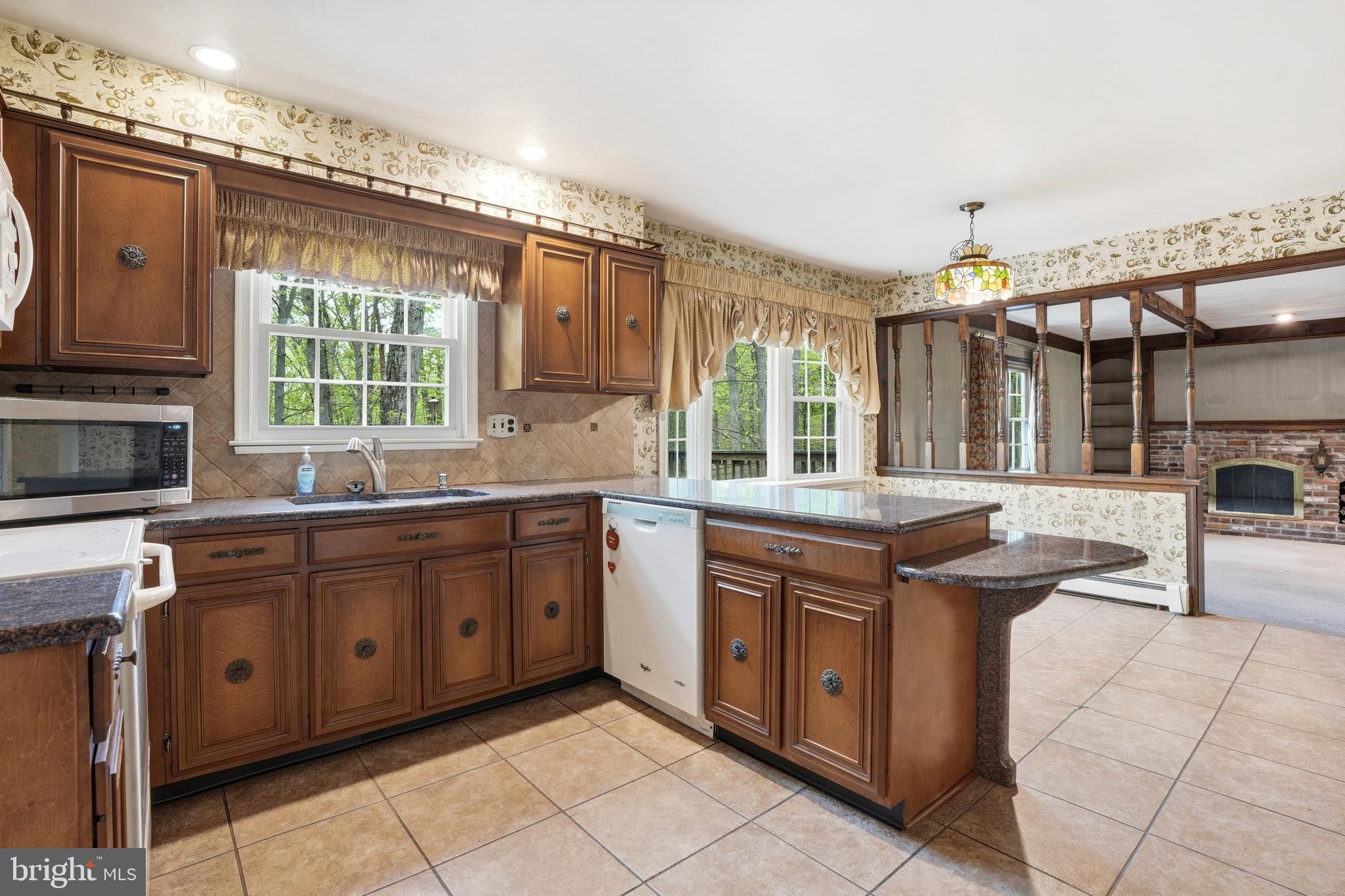 DOGWOOD HOLLOW - Residential