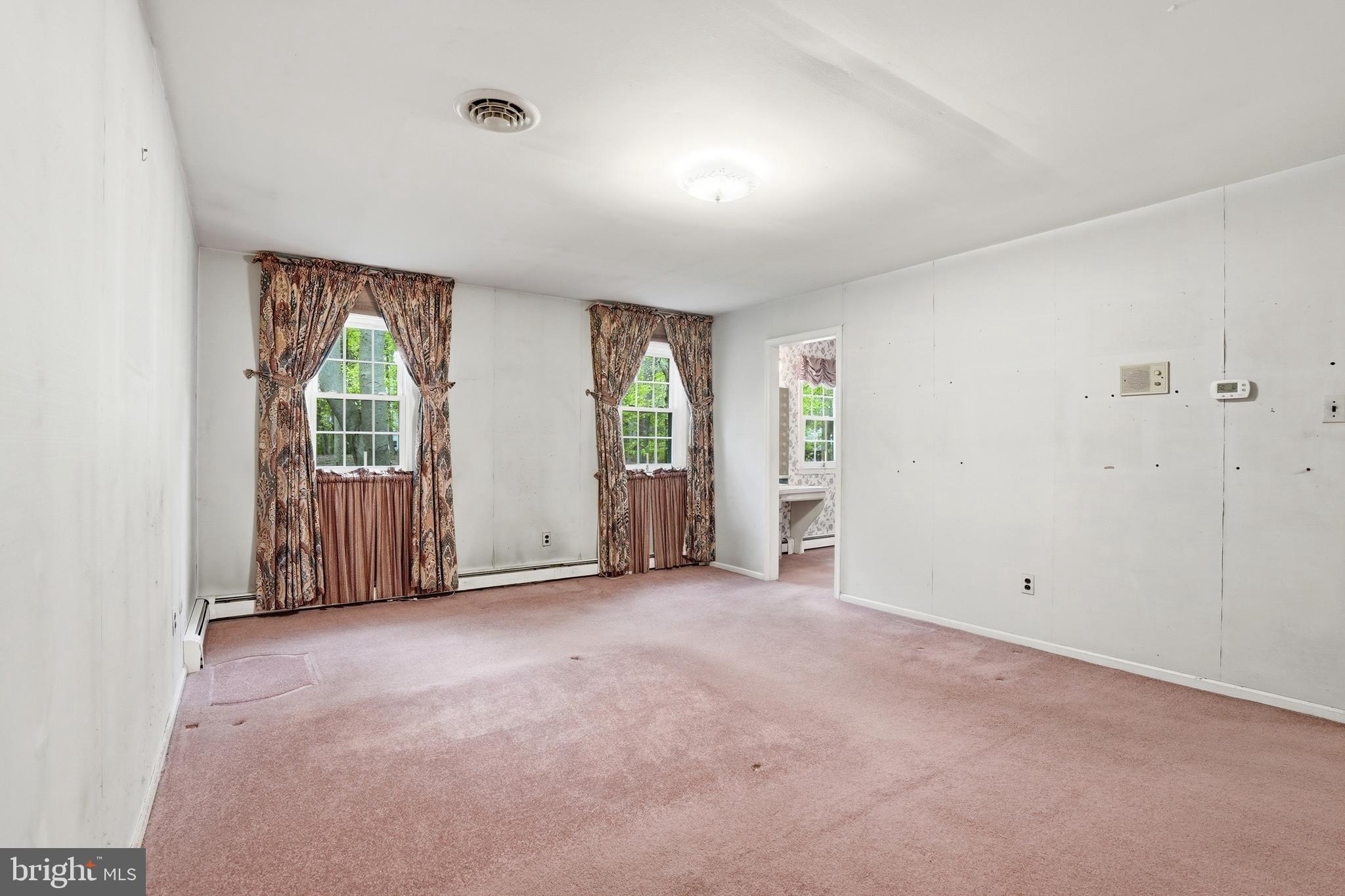 DOGWOOD HOLLOW - Residential