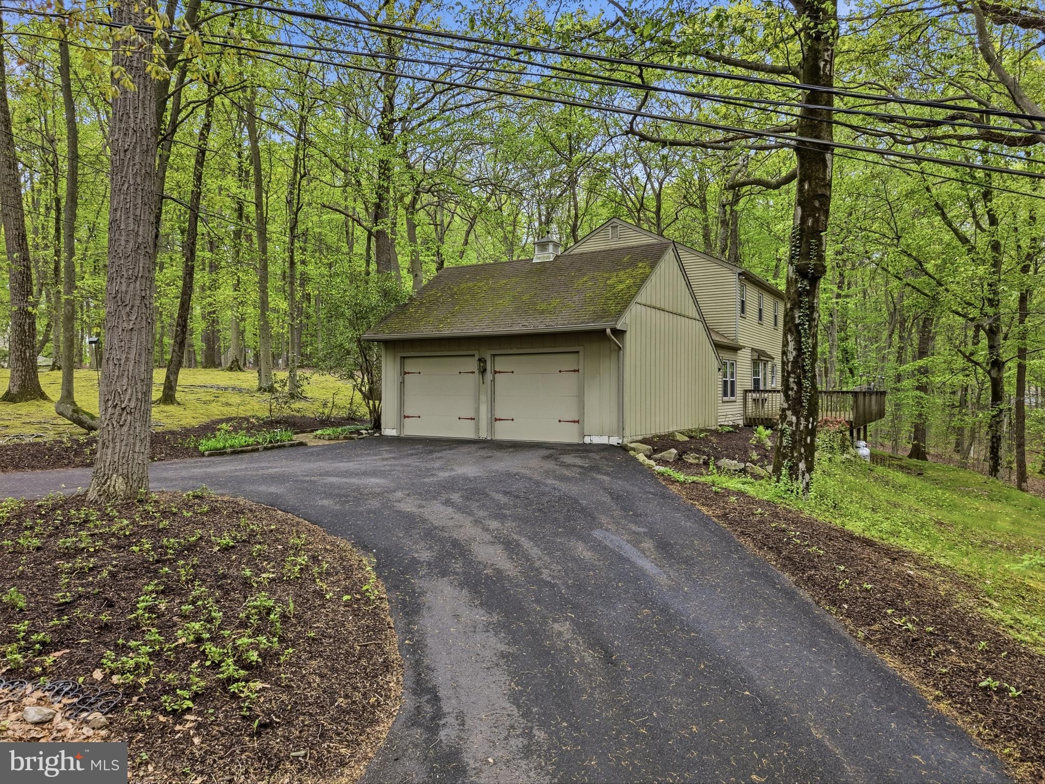 DOGWOOD HOLLOW - Residential