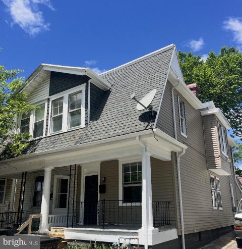 Townhouse For Sale - 2334 Luce Street<br/> HARRISBURG, PA 17104