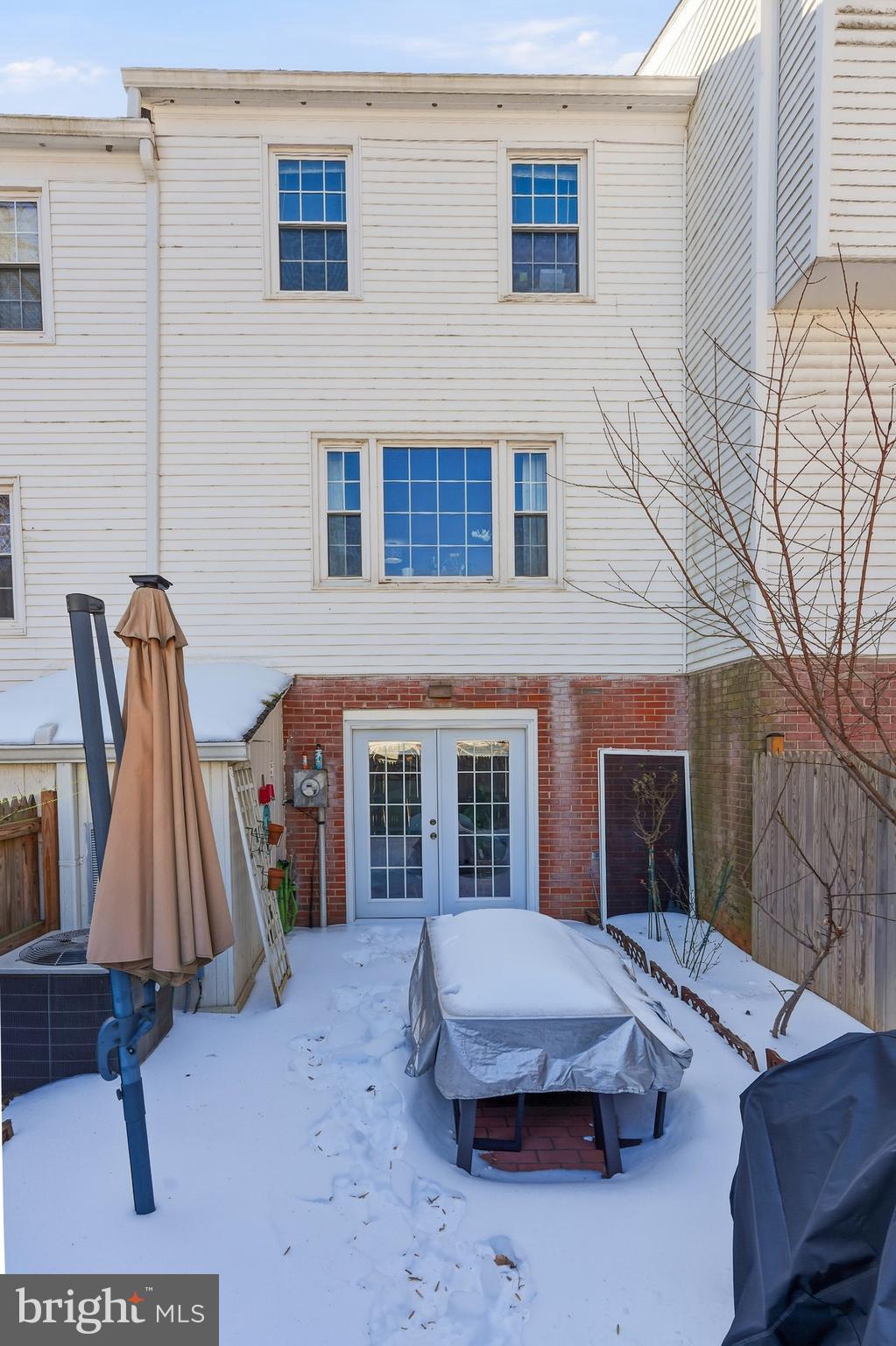 WEST SPRINGFIELD - Residential