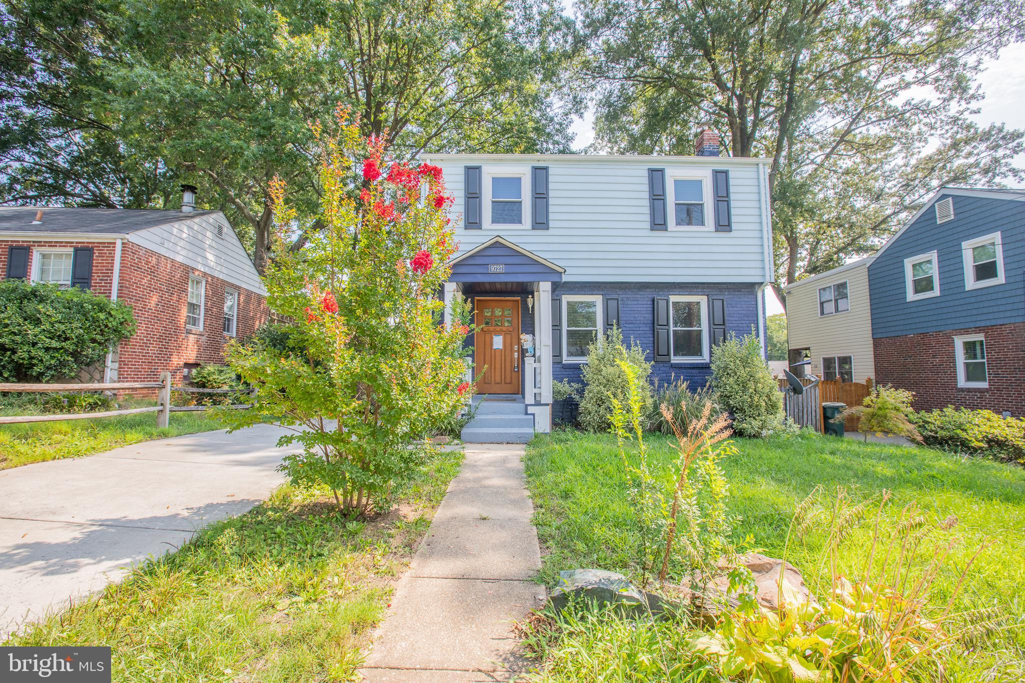 COLLEGE PARK - Residential Lease