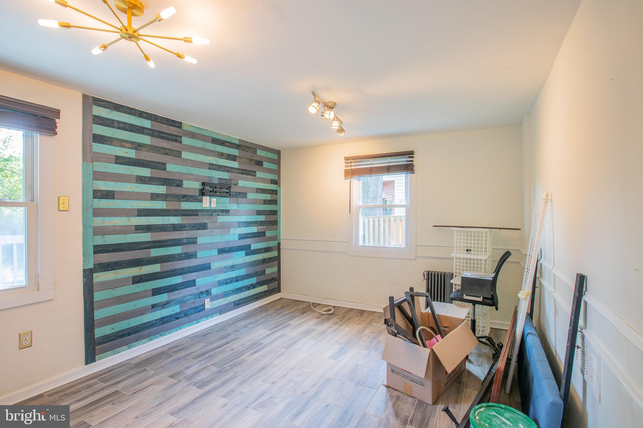 COLLEGE PARK - Residential Lease