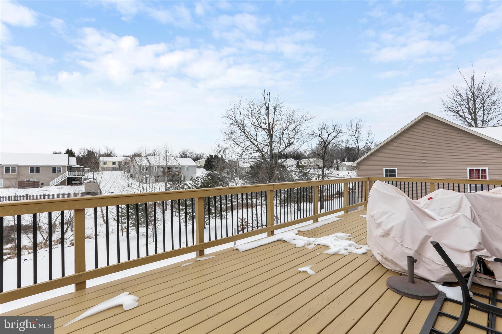 CAMERON ACRES - Residential