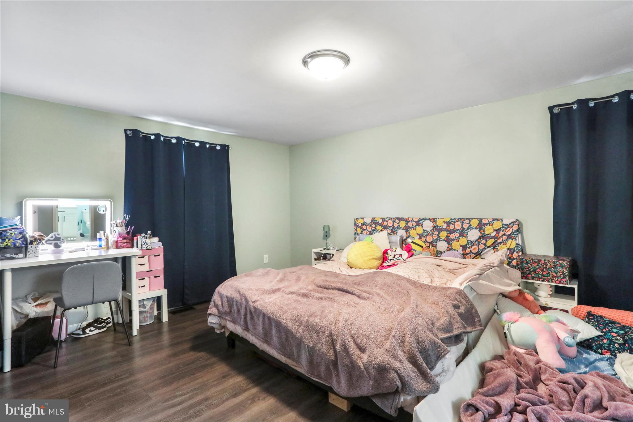 CAMERON ACRES - Residential