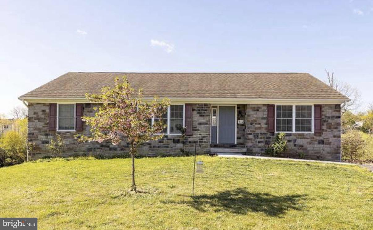 CAMERON ACRES - Residential