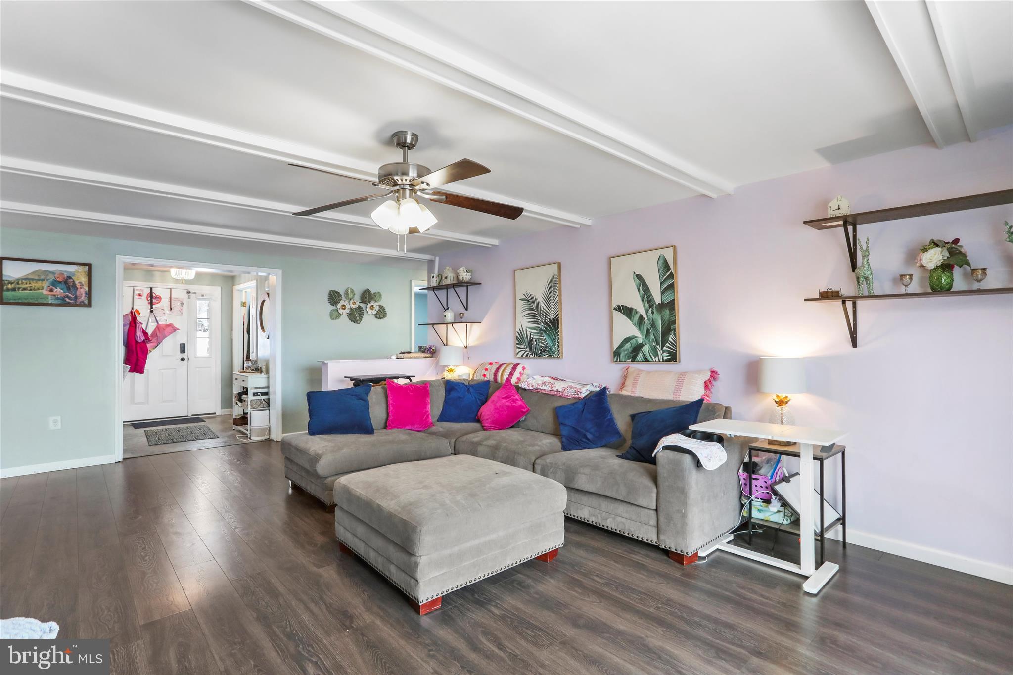 CAMERON ACRES - Residential