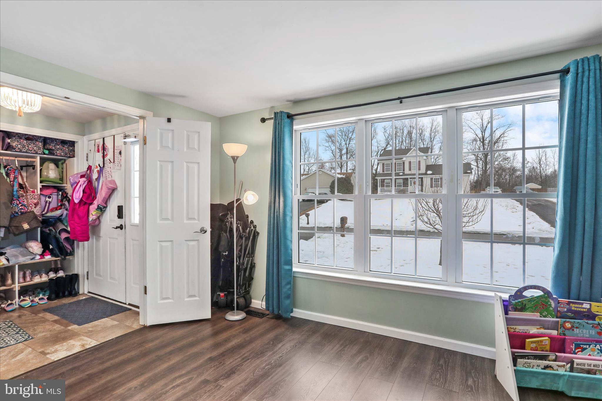 CAMERON ACRES - Residential