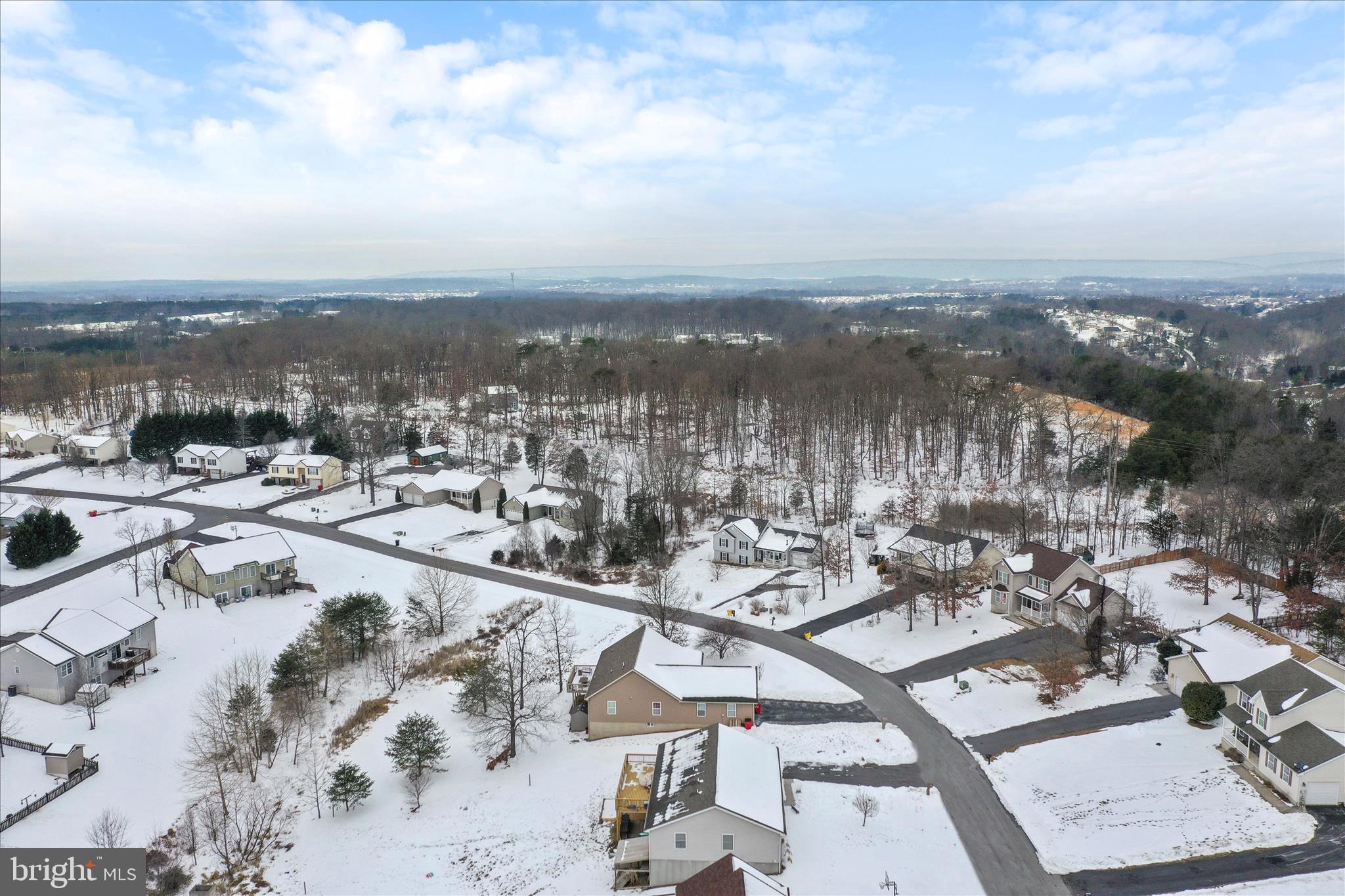 CAMERON ACRES - Residential