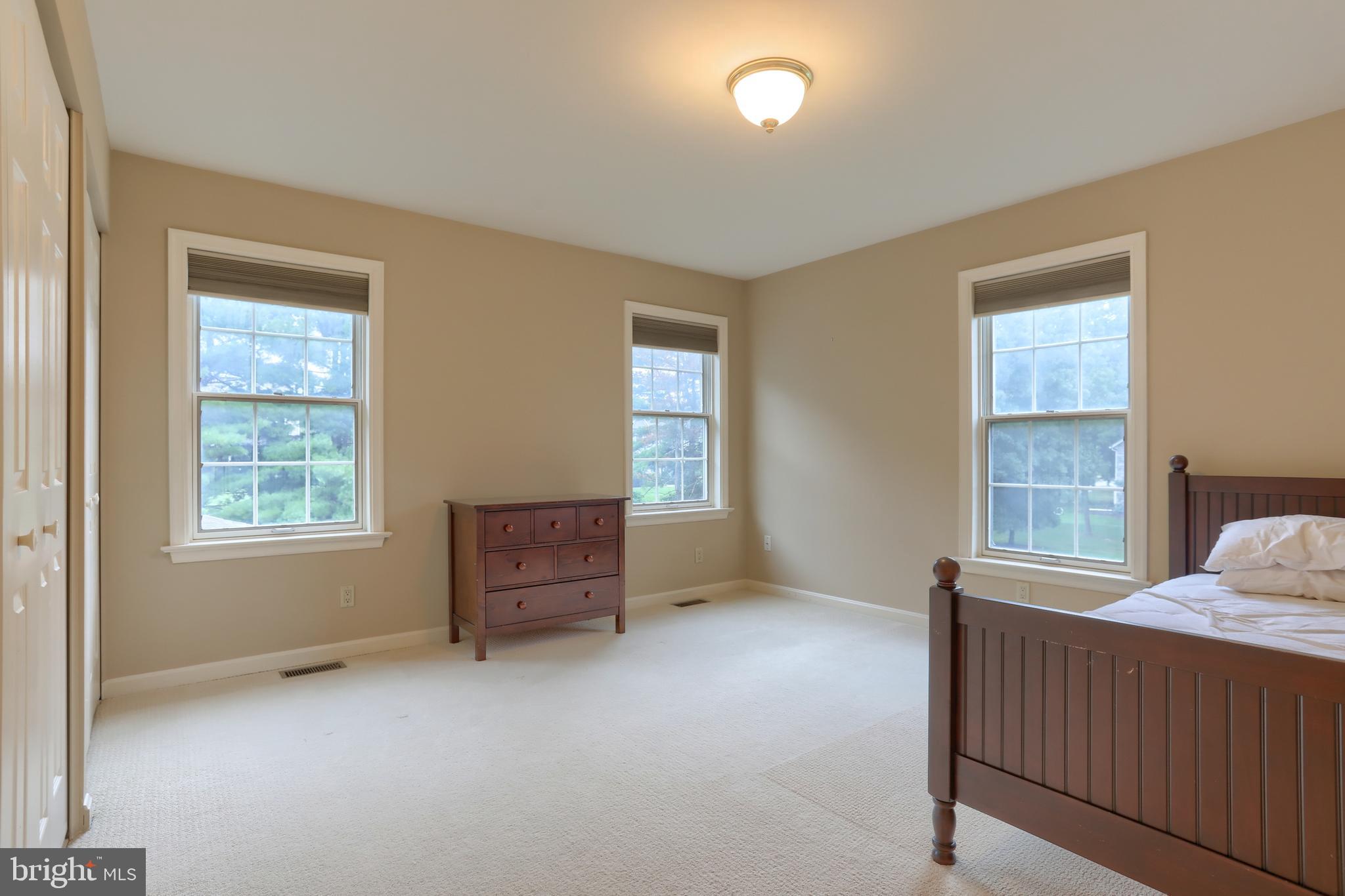 CAMBRIDGE COMMONS - Residential