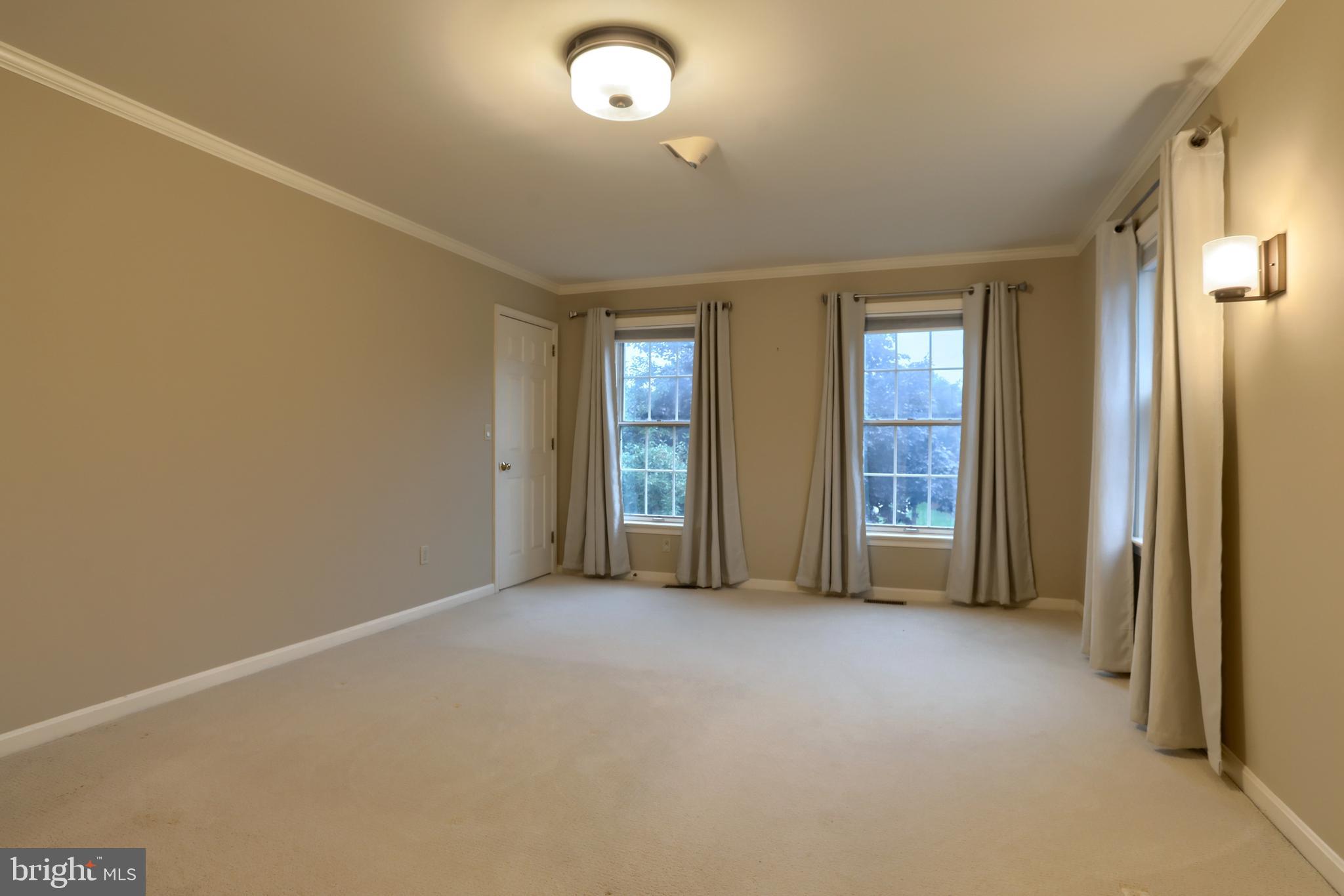 CAMBRIDGE COMMONS - Residential